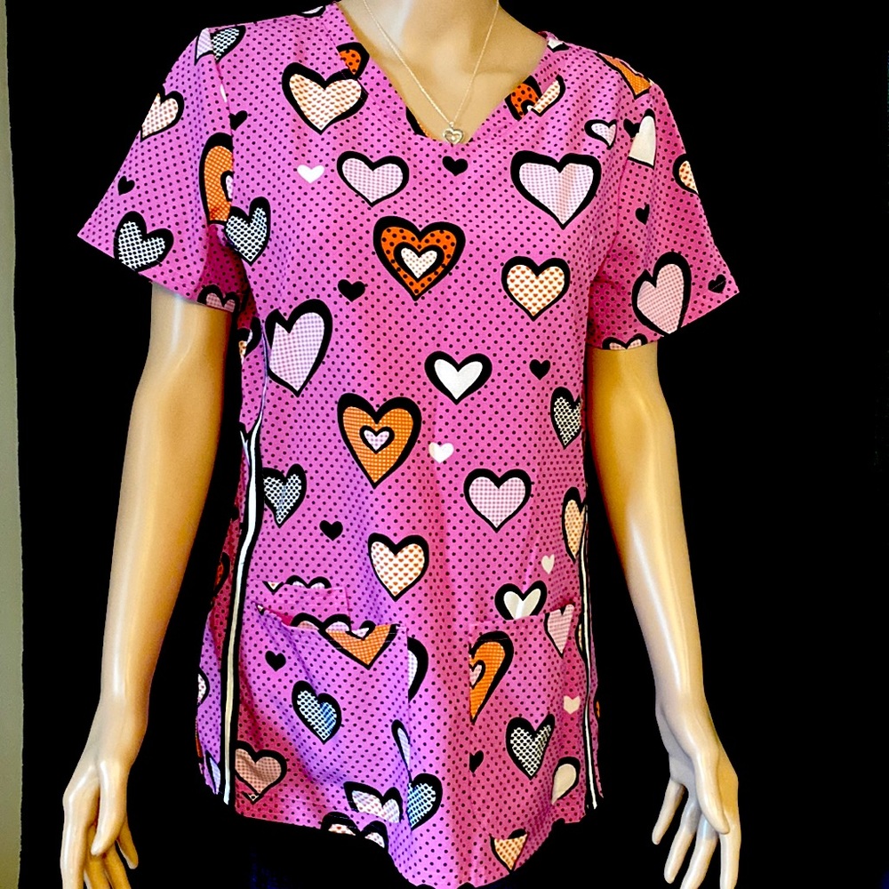 Heart soul scrub top